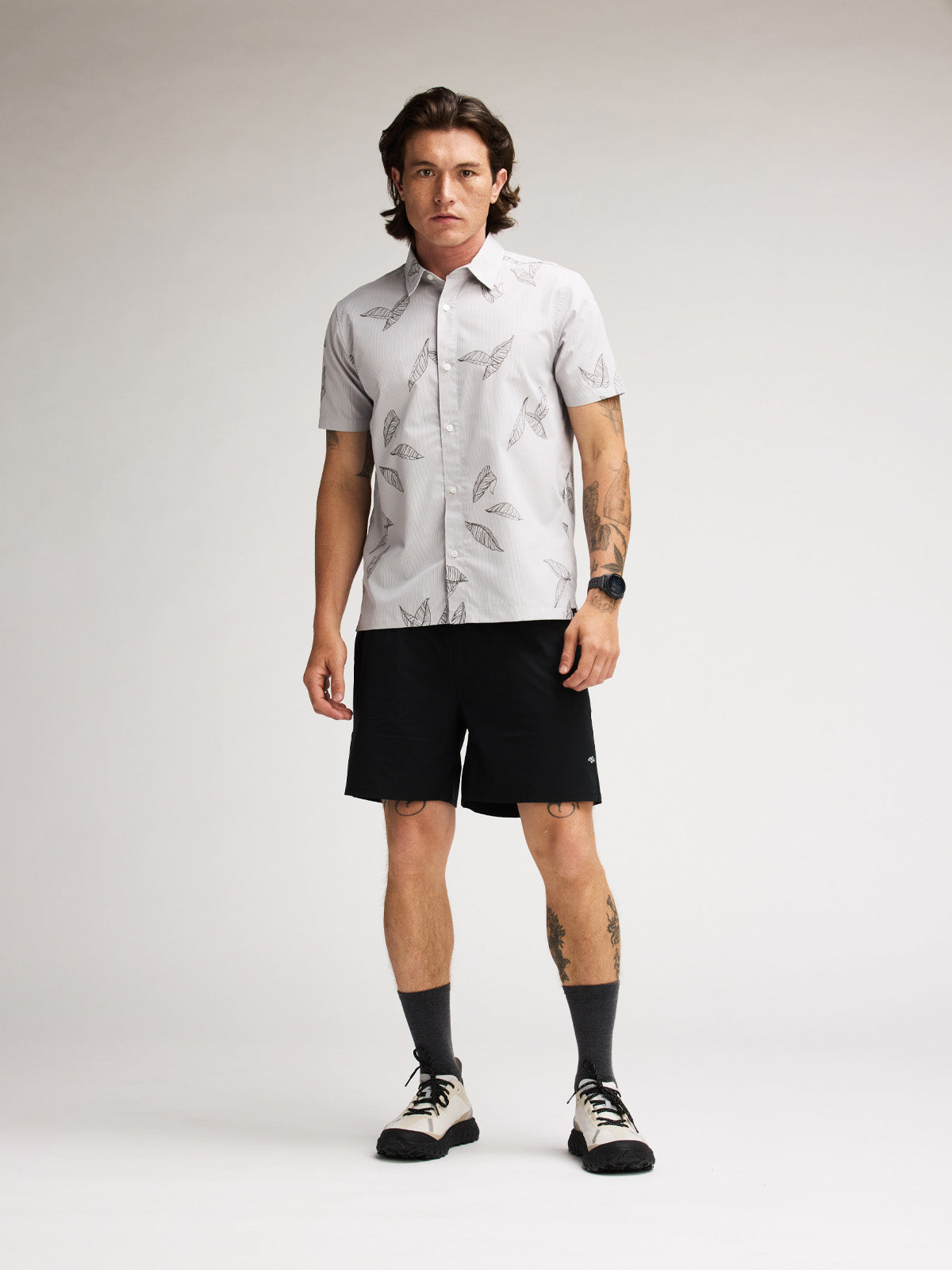 image-variant-color-light-grey-leaves--