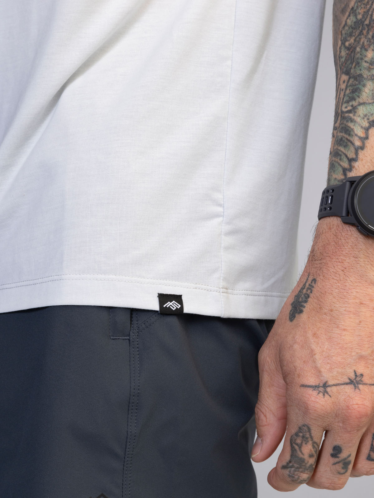 Basis Sleeveless Tee