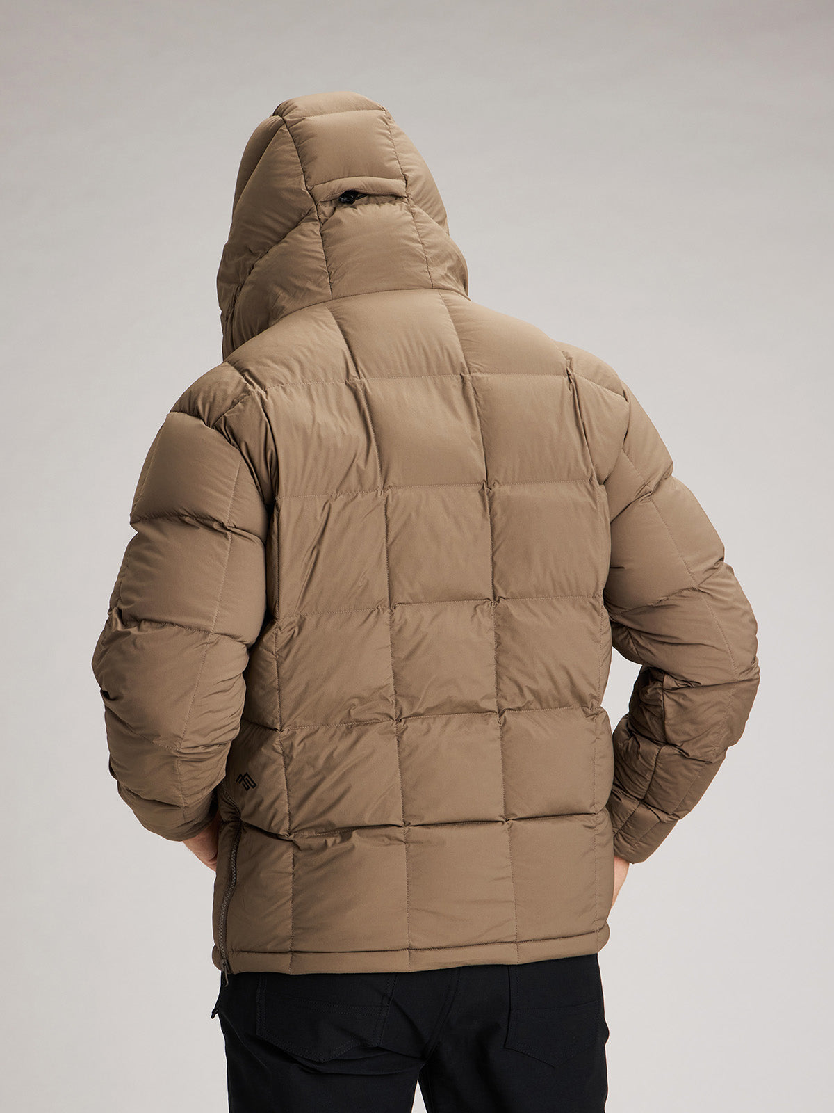 Lassen Down Jacket