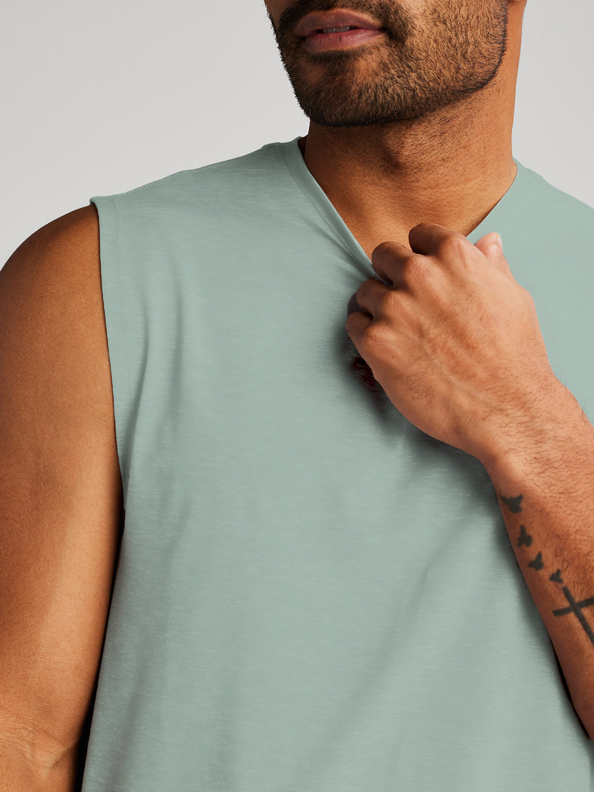 Basis Sleeveless Tee