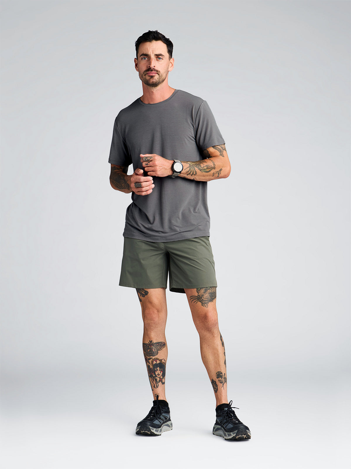 image-variant-color-charcoal--