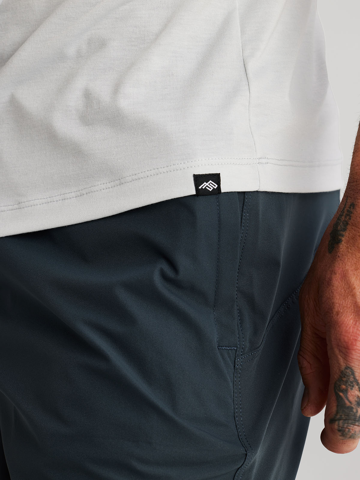 Basis Circle Logo Tee