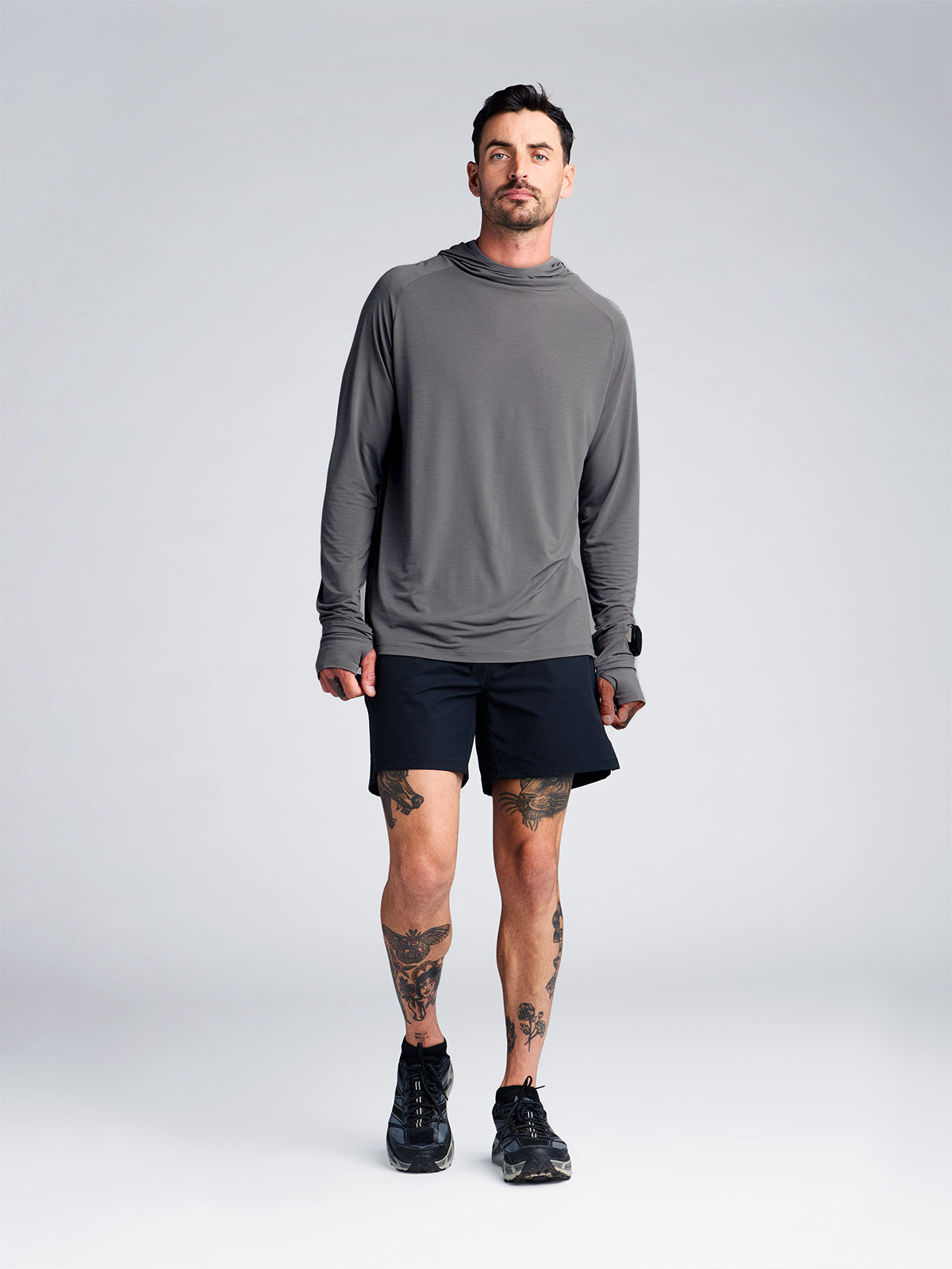 image-variant-color-charcoal--