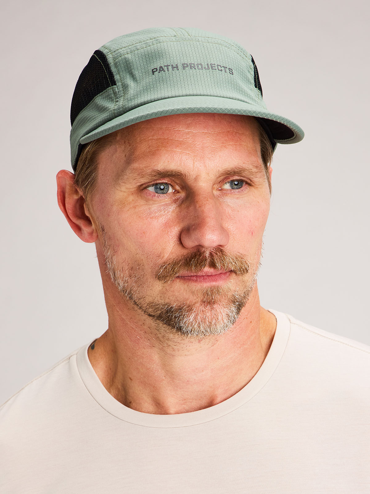 image-variant-color-dusty-olive--