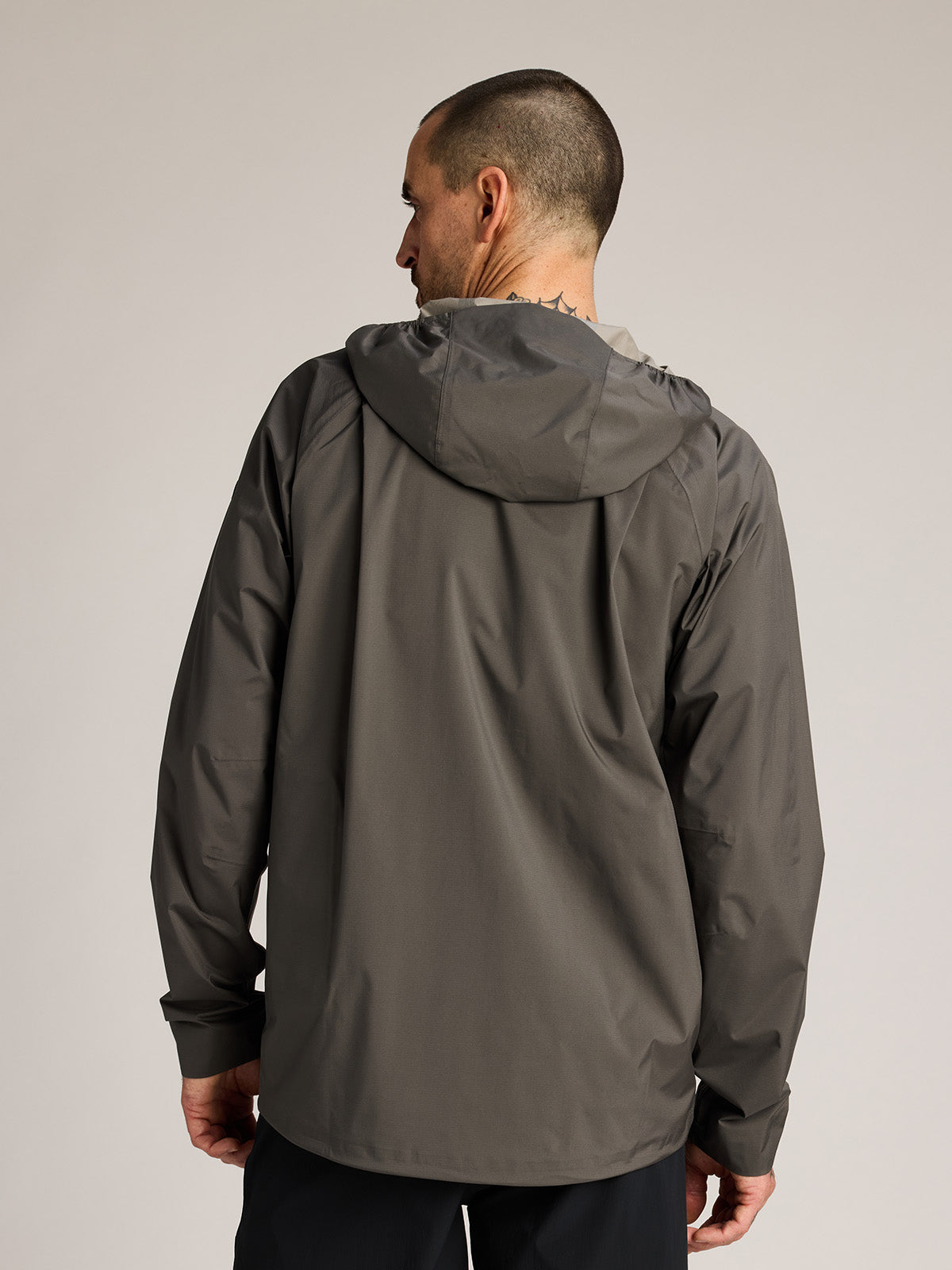 Stratus Rain Shell