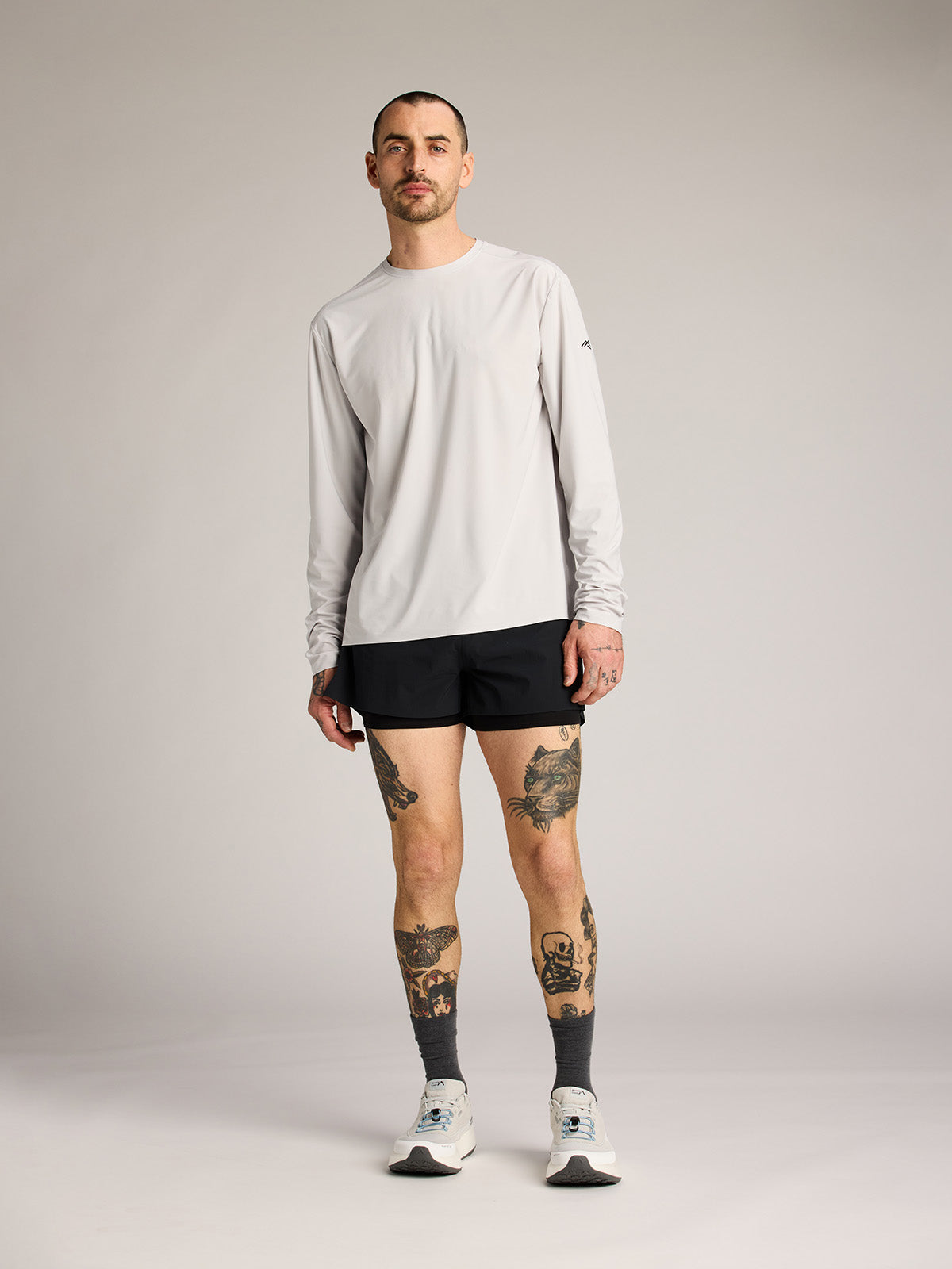 image-variant-color-light-grey--