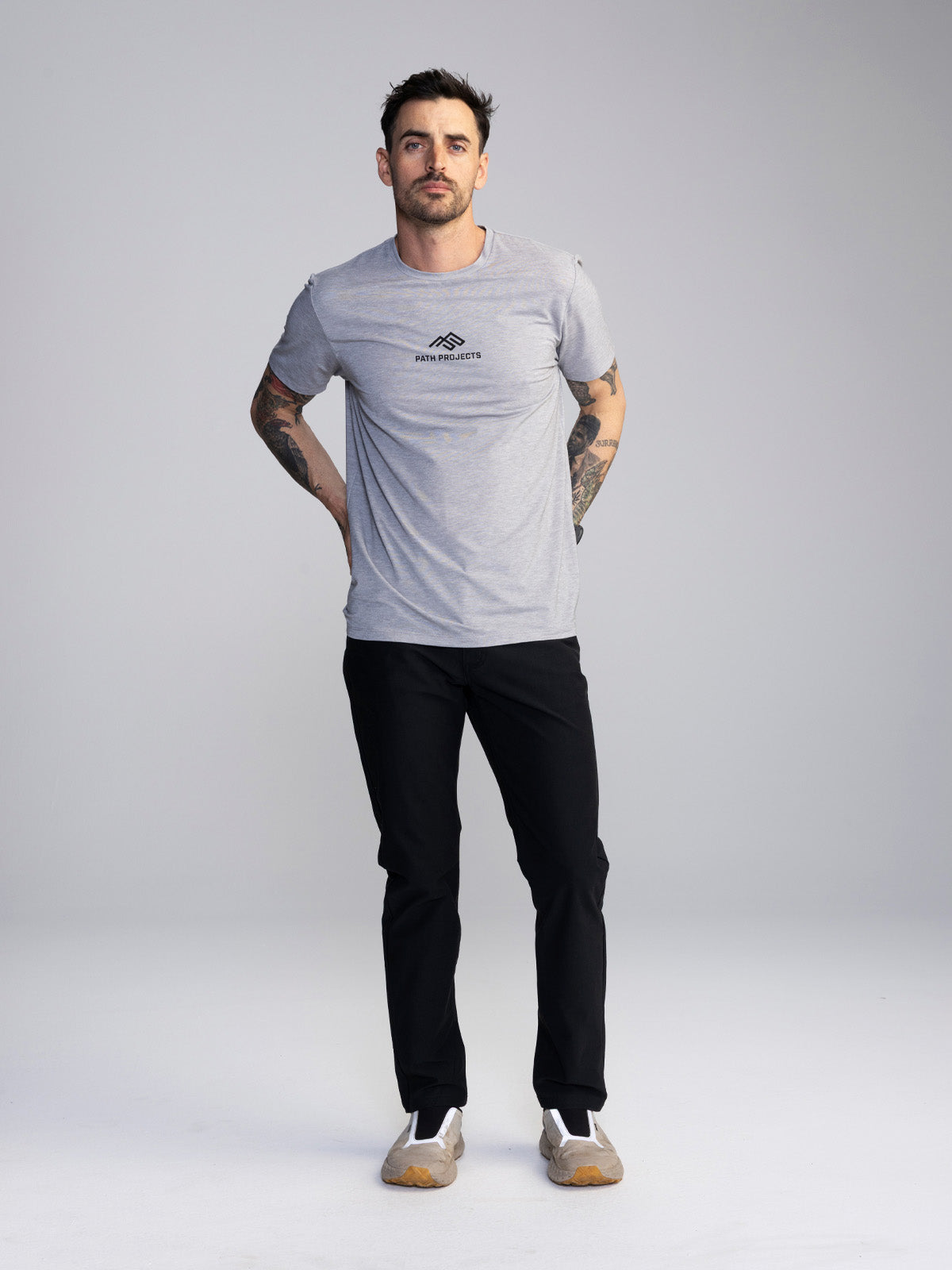 image-variant-color-black--