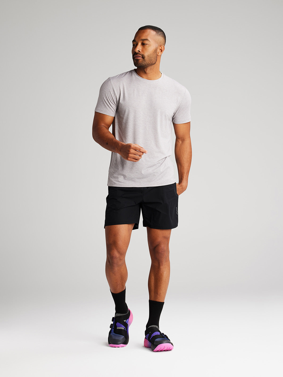 image-variant-color-light-heather-grey--