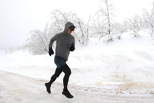 Running fashion outfit for cold weather