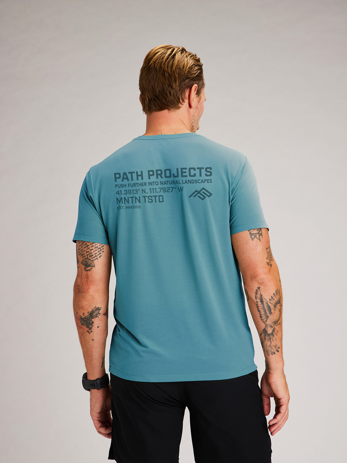 Basis STND Issue Tee