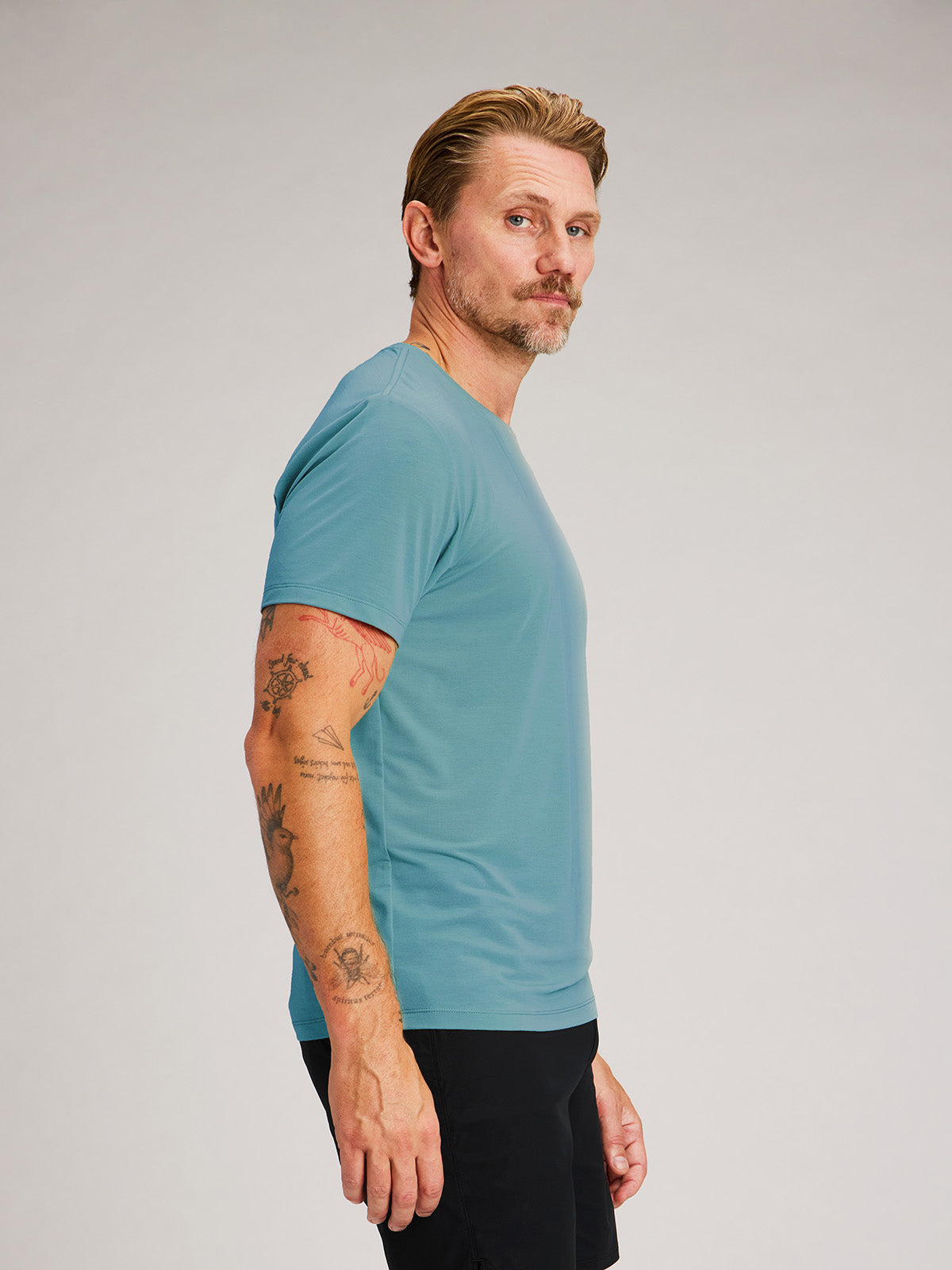 Basis Tee